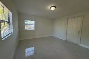 215 SW 21st Way, Fort Lauderdale, FL 33312 - Photo 9