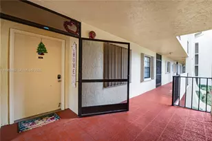 23380 Carolwood Ln, Boca Raton, FL 33428 - Photo 3