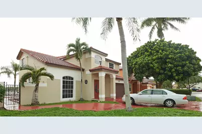 20030 NW 83rd Ct, Hialeah, FL 33015 - Photo 3