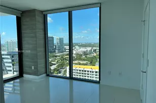 460 NE 28th St, Miami, FL 33137 - Photo 19