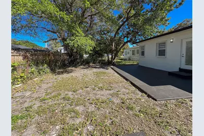 1319 NW 40th St, Miami, FL 33142 - Photo 25