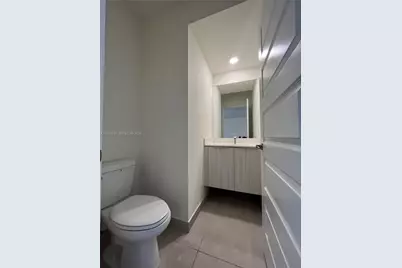 4935 NW 84th Ave #0, Doral, FL 33166 - Photo 7