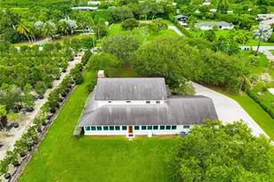 24545 SW 192nd Ave, Homestead, FL 33031 - Photo 3