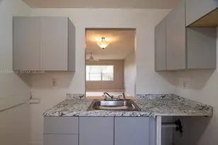 550 SE 2nd Ave, Deerfield Beach, FL 33441 - Photo 5