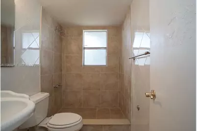 550 SE 2nd Ave #G25, Deerfield Beach, FL 33441 - Photo 21