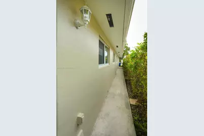 2656 SW 31st Ct #2654, Miami, FL 33133 - Photo 13