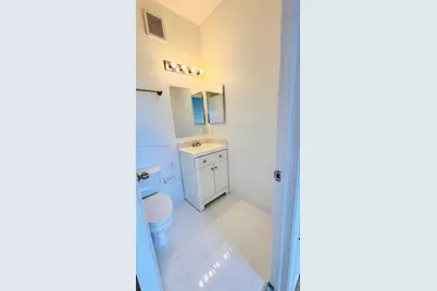 5610 NW 114th Pl #205, Doral, FL 33178 - Photo 11