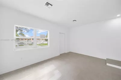 529 NW 56th St, Miami, FL 33127 - Photo 19