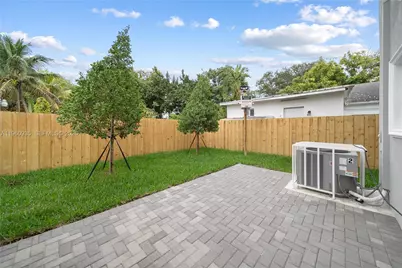 529 NW 56th St, Miami, FL 33127 - Photo 67