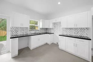 529 NW 56th St, Miami, FL 33127 - Photo 37