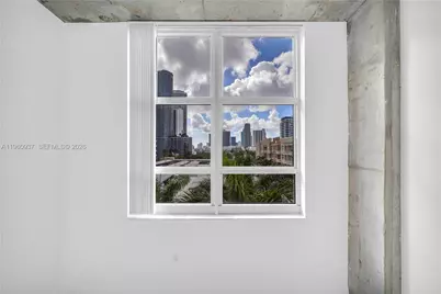 2001 Biscayne Blvd #2605, Miami, FL 33137 - Photo 13