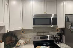 1401 SW 134th Way, Pembroke Pines, FL 33027 - Photo 3