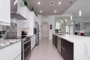 2550 Jardin Manor, Weston, FL 33327 - Photo 19