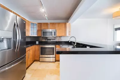 345 Ocean Dr #819, Miami Beach, FL 33139 - Photo 11