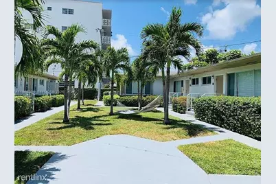 1050 98th St #4W, Bay Harbor Islands, FL 33154 - Photo 1