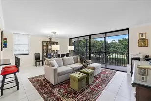 105 Lake Emerald Dr, Oakland Park, FL 33309 - Photo 13