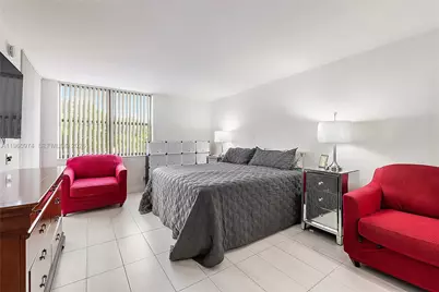 105 Lake Emerald Dr. #315, Oakland Park, FL 33309 - Photo 23