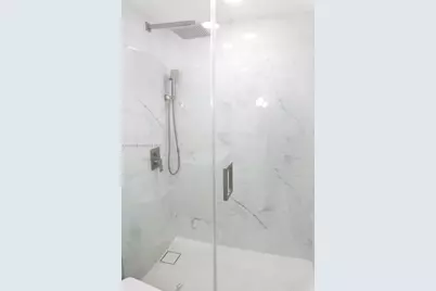 6190 W 19th Ave #201, Hialeah, FL 33012 - Photo 11