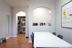 130 Jacaranda Country Club Dr, Plantation, FL 33324 - Photo 3