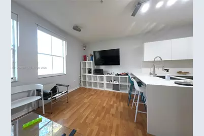 130 Jacaranda Country Club Dr #203, Plantation, FL 33324 - Photo 7