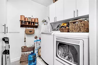 11276 NW 58th Ter, Doral, FL 33178 - Photo 21