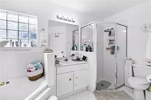 11276 NW 58th Terrace, Doral, FL 33178 - Photo 25