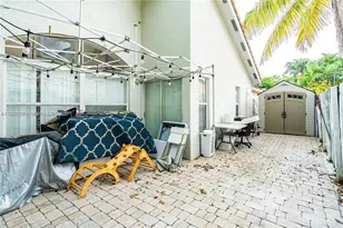 11276 NW 58th Terrace, Doral, FL 33178 - Photo 33