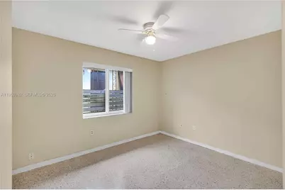 8640 NE 2nd Ave, El Portal, FL 33138 - Photo 21