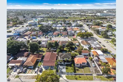 66 NW 73rd Place, Miami, FL 33126 - Photo 31