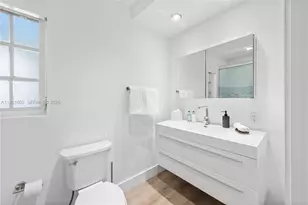 253 N Coconut Ln, Miami Beach, FL 33139 - Photo 33