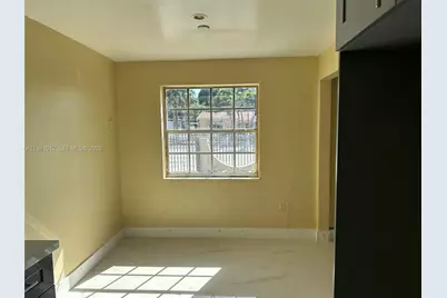 1655 NW 116th St #front, Miami, FL 33167 - Photo 5