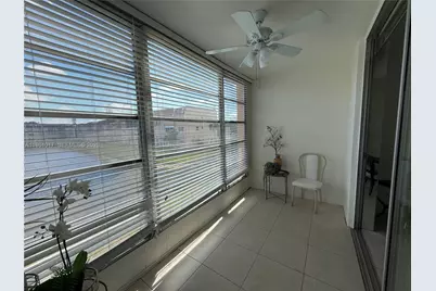 9001 Sunrise Lakes Blvd #208, Sunrise, FL 33322 - Photo 27