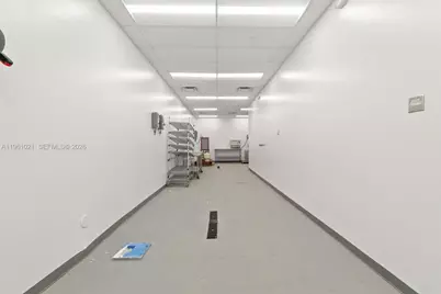 8000 NW 68th St, Medley, FL 33166 - Photo 11