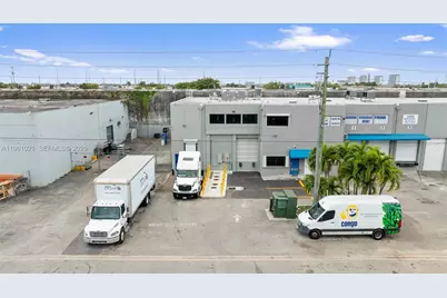 8000 NW 68th St, Medley, FL 33166 - Photo 5