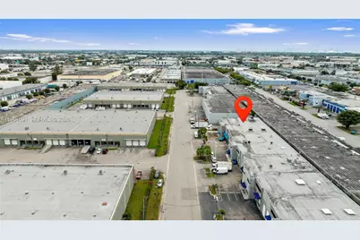 8000 NW 68th St, Medley, FL 33166 - Photo 35