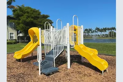 112 SE 28th Ter #26, Homestead, FL 33033 - Photo 17