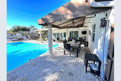 13000 Coronado Ln, North Miami, FL 33181 - Photo 17