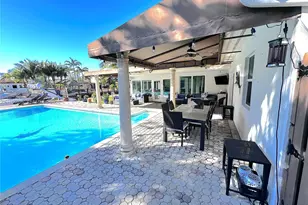 13000 Coronado Ln, North Miami, FL 33181 - Photo 17