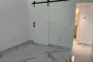 8609 SW 68th Ct, Pinecrest, FL 33143 - Photo 5