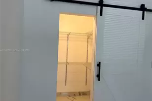 8609 SW 68th Ct, Pinecrest, FL 33143 - Photo 9