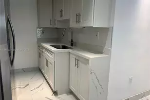 8609 SW 68th Ct, Pinecrest, FL 33143 - Photo 11