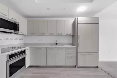 45 SW 9th St #2204, Miami, FL 33130 - Photo 7