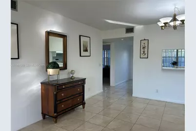 100 SW 130th Ter #109C, Pembroke Pines, FL 33027 - Photo 23