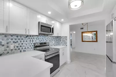 11960 NE 19th Dr #15, North Miami, FL 33181 - Photo 9