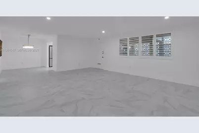 11960 NE 19th Dr #15, North Miami, FL 33181 - Photo 3