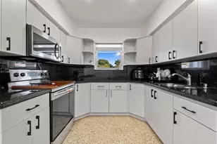 8300 NW 35th Pl, Miami, FL 33147 - Photo 11