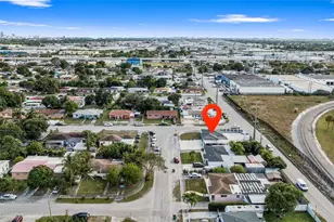 8300 NW 35th Pl, Miami, FL 33147 - Photo 35