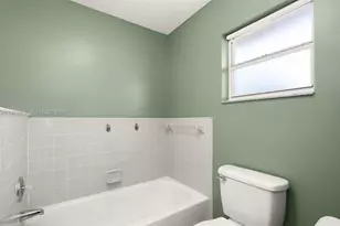 421 Fiat, Sebring, FL 33872 - Photo 21