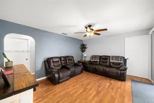 421 Fiat, Sebring, FL 33872 - Photo 7