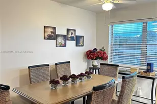 220 Cambridge I, West Palm Beach, FL 33417 - Photo 3